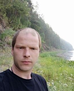 Юра Фролов